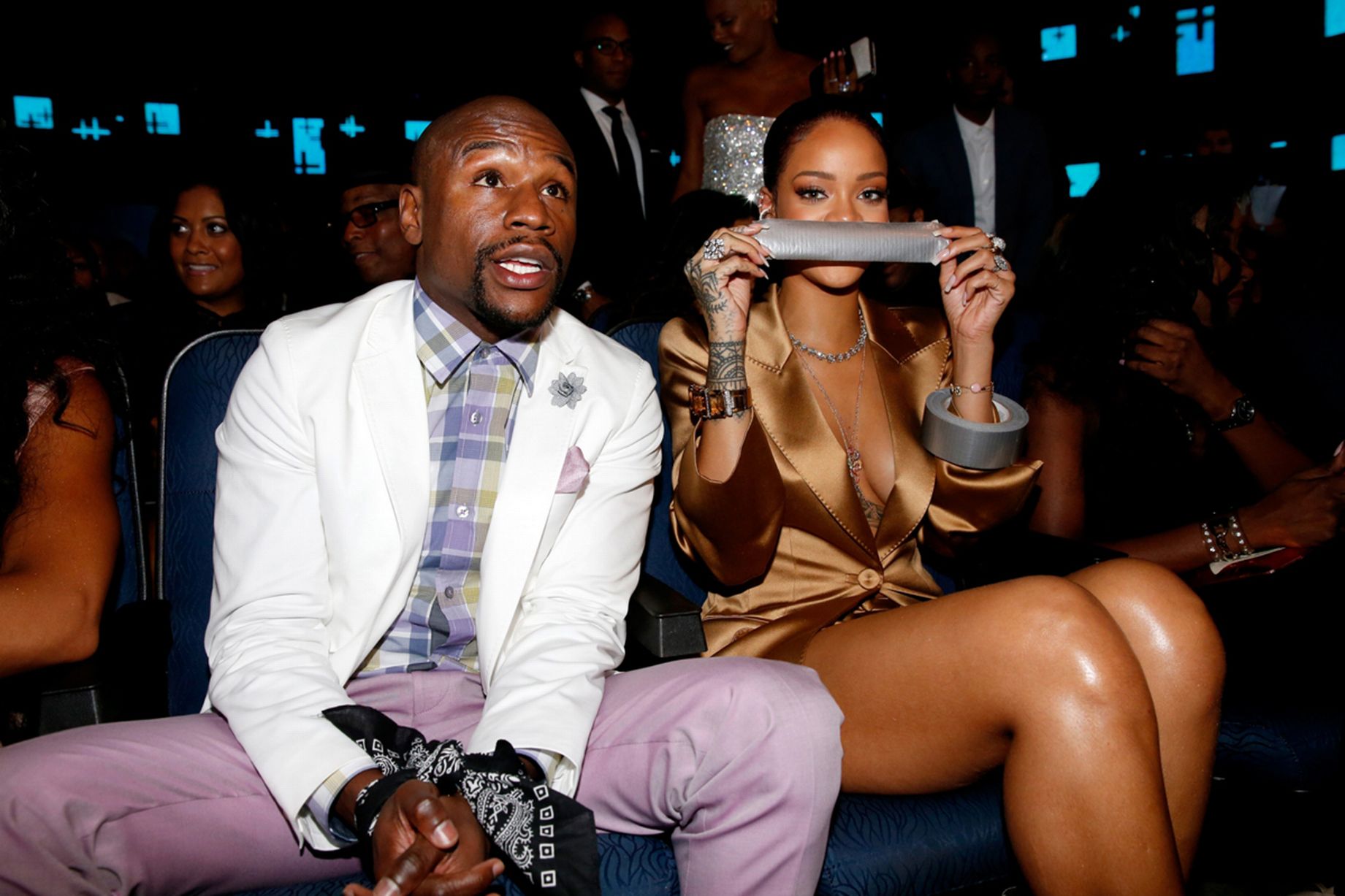 Floyd-Mayweather-Jr-Rihanna