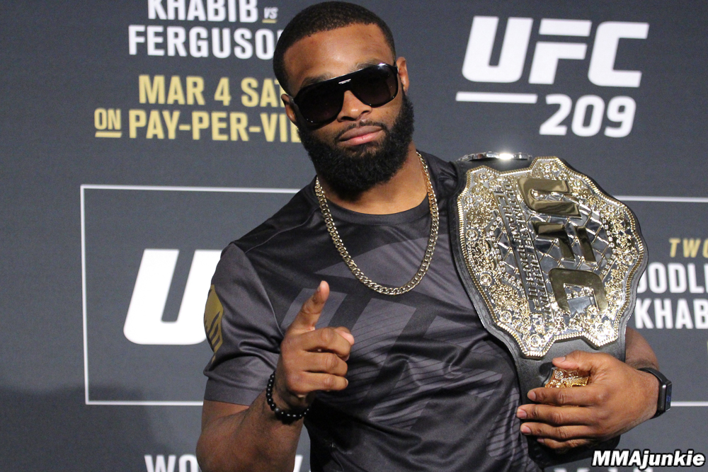 tyron-woodley-post-ufc-209-belt