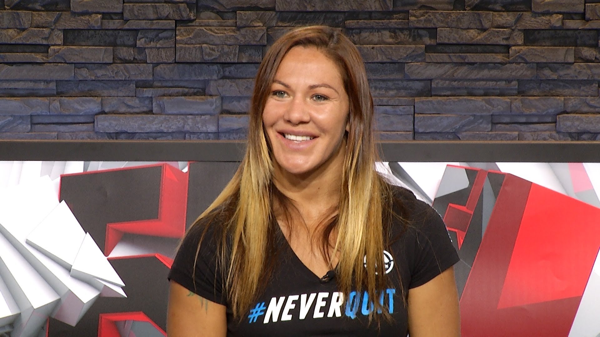 Cris-Cyborg