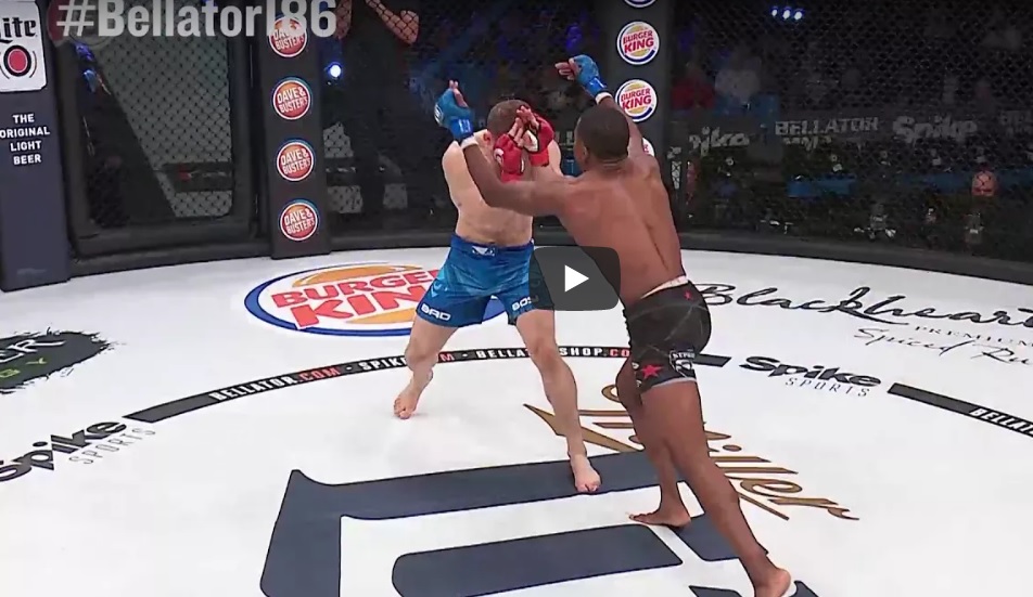 Fliong knee Bellator 186