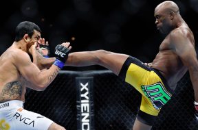 front-kick-anderson-silva-belfort-ufc