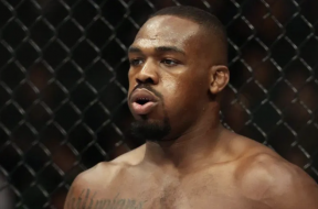 jon-jones-arrété-alcool-arme