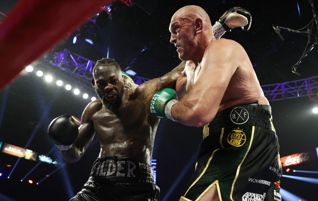 Tyson Fury vs Deontay Wilder 3 est reporté