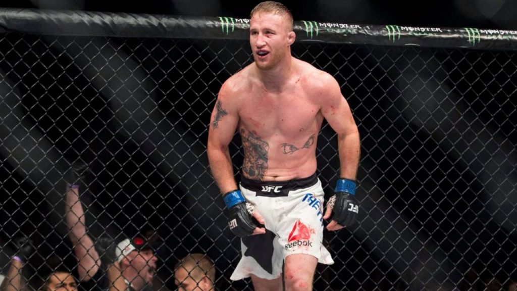 Justin Gaethje promet l'enfer dans la cage à Tony Ferguson à l'UFC 249