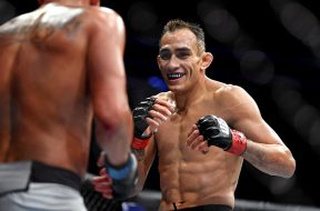 tony-ferguson-justin-gaethje-ufc-249