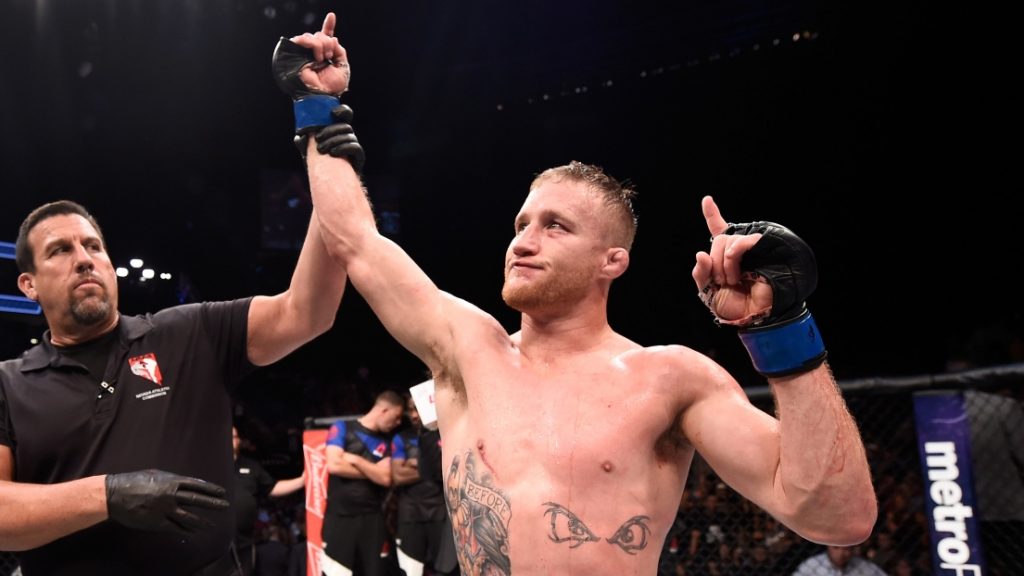 Justin Gaethje et sa grosse coupure au menton