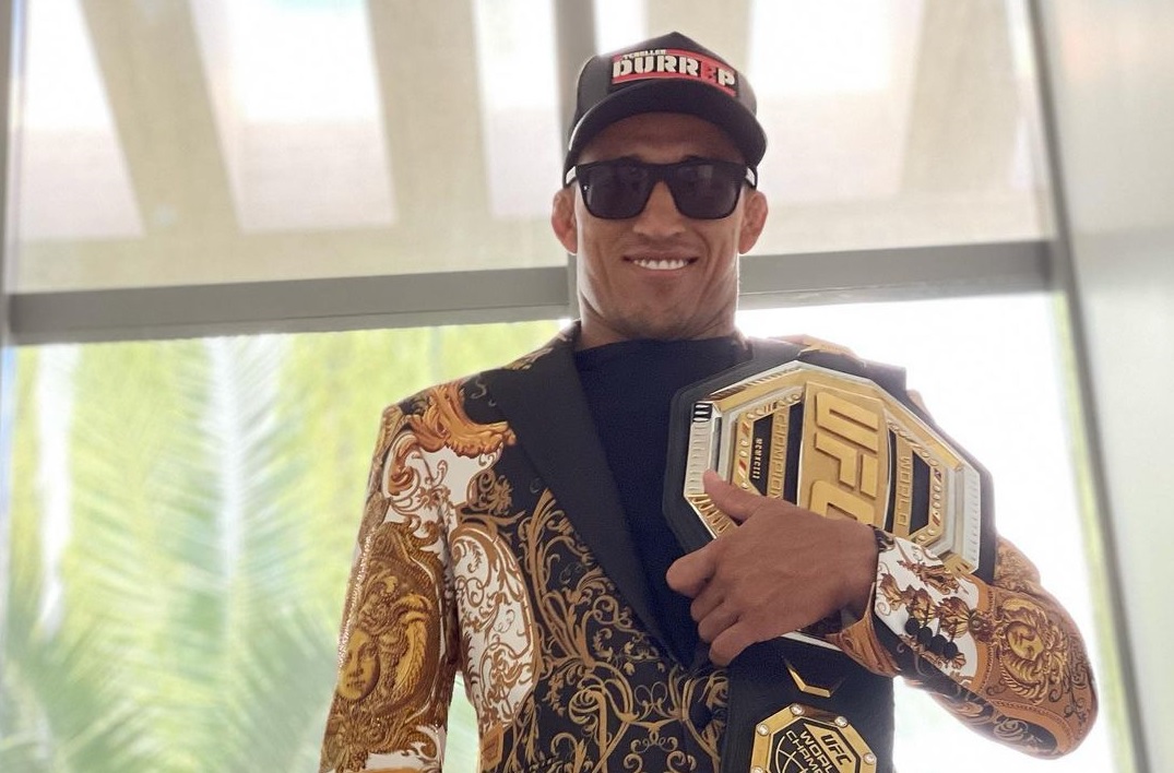 Charles-Oliveira-UFC