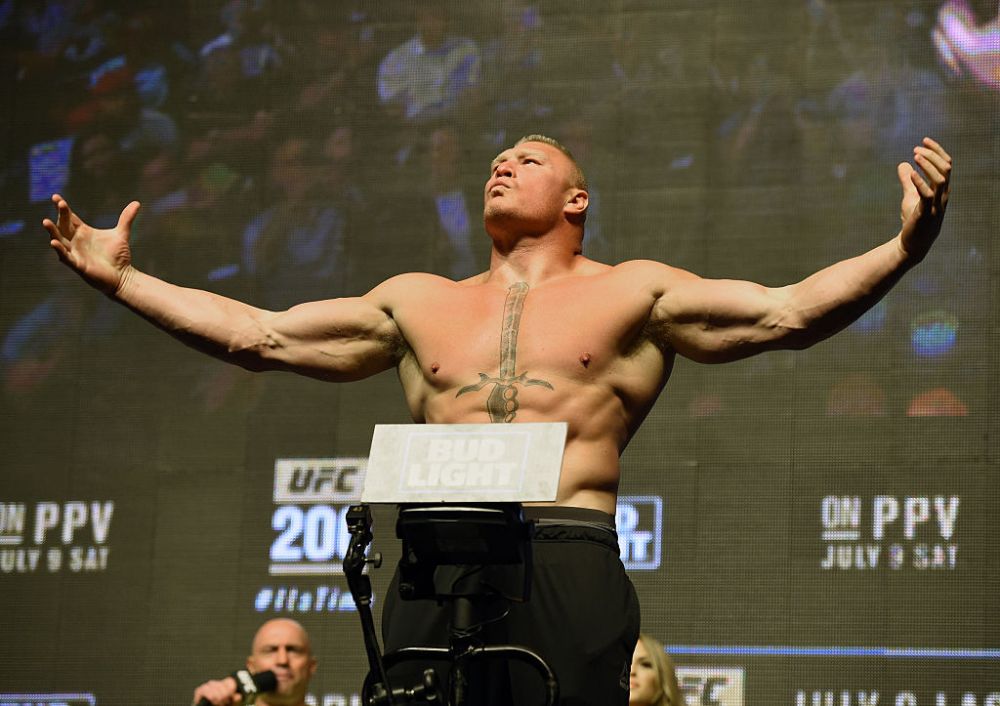 demande spéciale lesnar début ufc