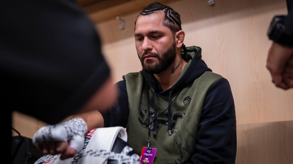 masvidal critique arbitre ufc 272