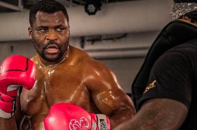 Francis-Ngannou-Boxe