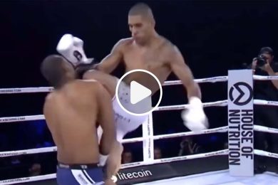 Alex-Pereira-détruit-son-adversaire-mma-ufc-glory-vidéo
