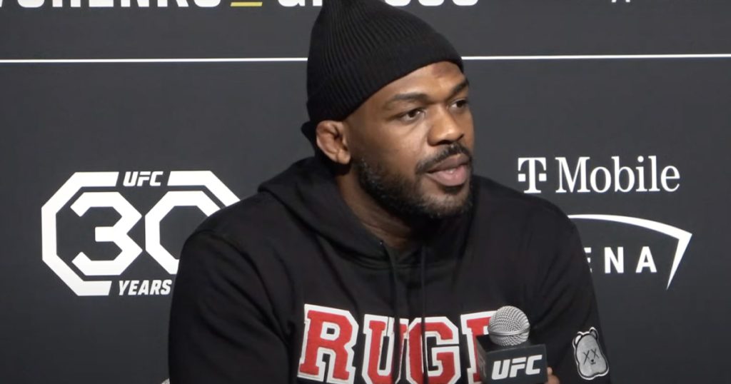 Jon Jones donne son pronostic pour Alex Pereira vs. Israel Adesanya 2