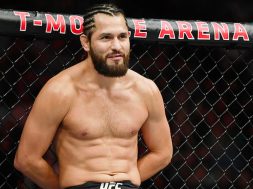 Jorge-Masvidal-fait-une-révélation-Gilbert-Burns-Leon-Edwards-UFC-MMA