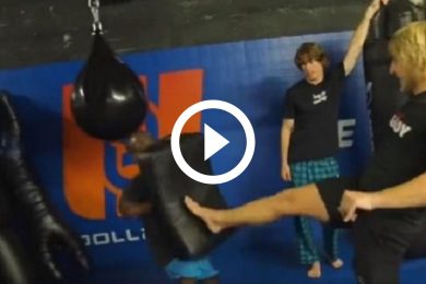 Paddy-Pimblett-kick