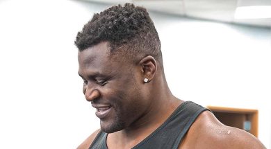 francis-ngannou-signe-pfl-mma