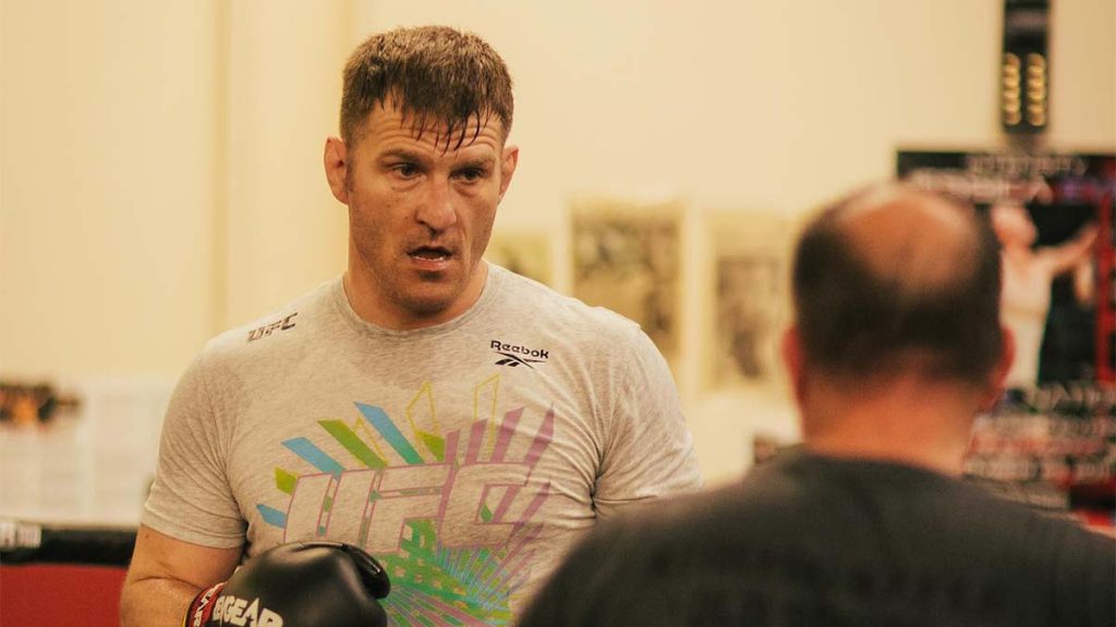 La préparation de Stipe Miocic pour son combat contre Jon Jones est remise en cause