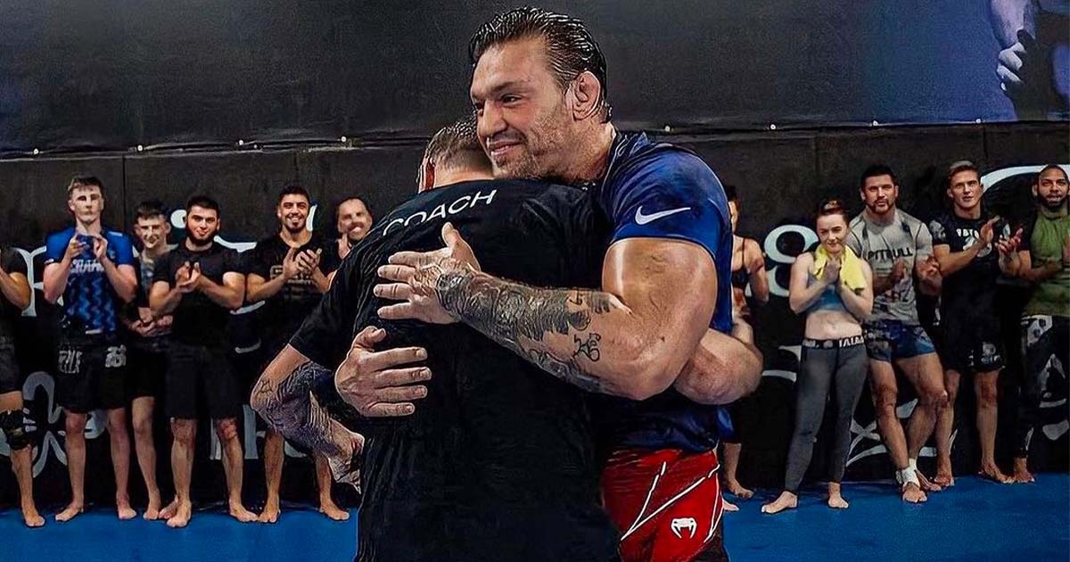 L'Homme le plus fort de France affronte un combattant pro de MMA