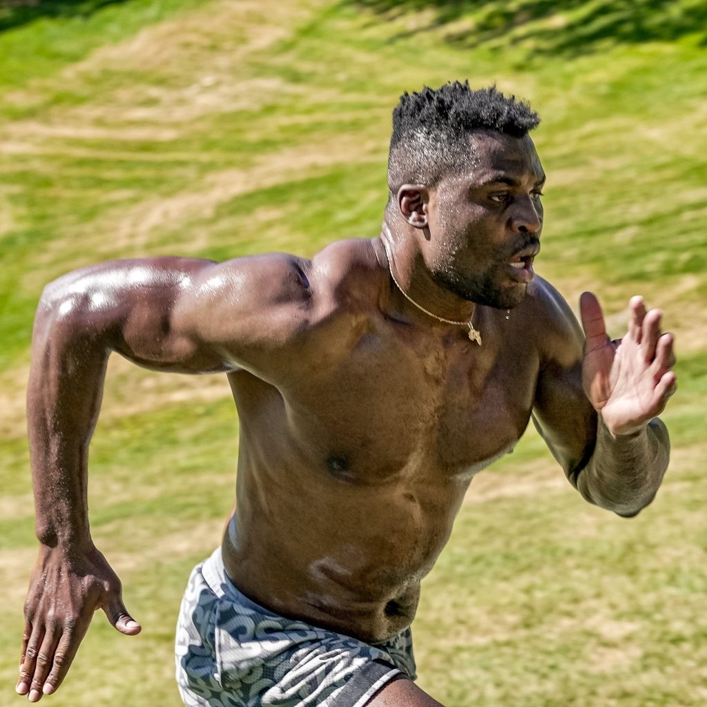 Ngannou Physique