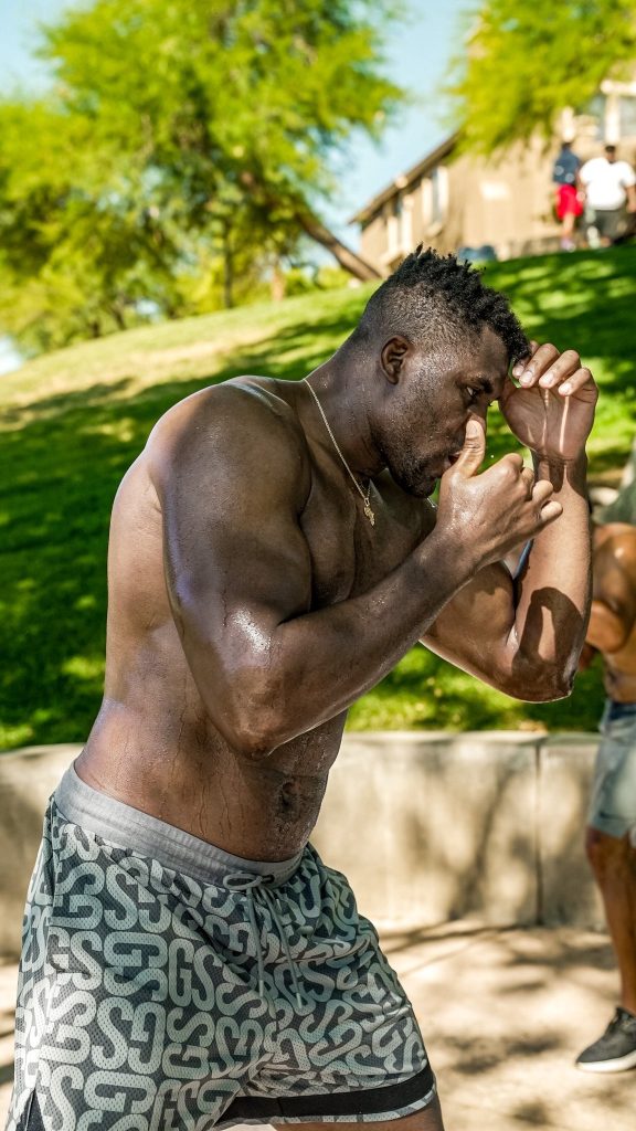 Ngannou physique