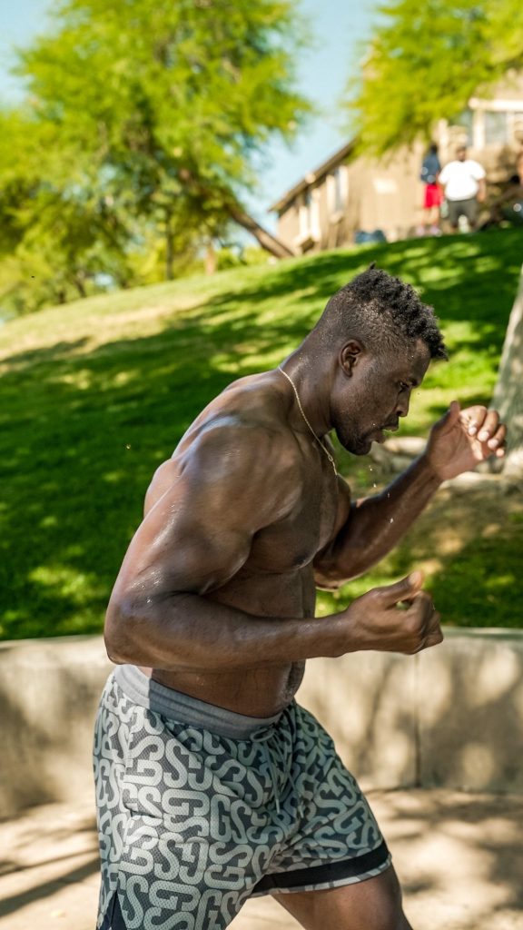 Ngannou physique