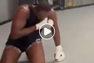 Jon-Jones-blessure-UFC-295-MMA-Vid&eacute;o
