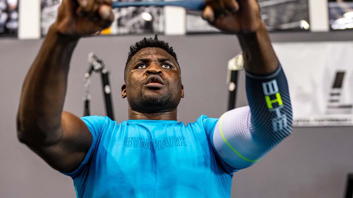 Francis Ngannou peut choquer le monde selon Stipe Miocic