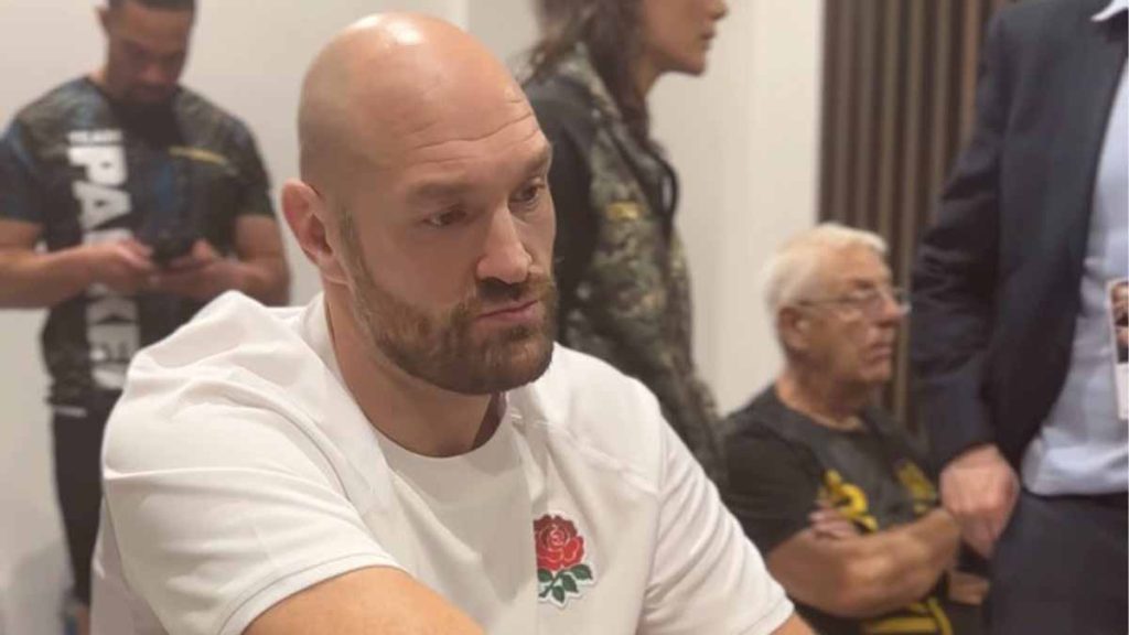 Tyson Fury devrait prendre sa retraite selon son frère