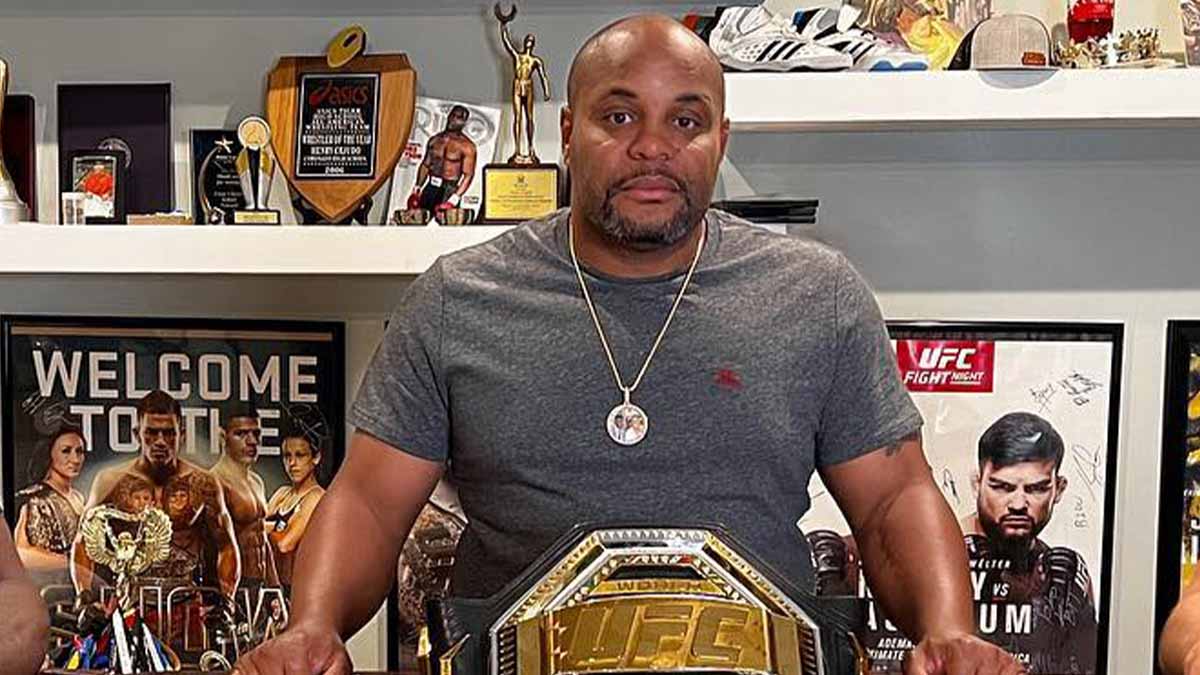 UFC 300 : voici 3 combats qui auront lieu selon Daniel Cormier