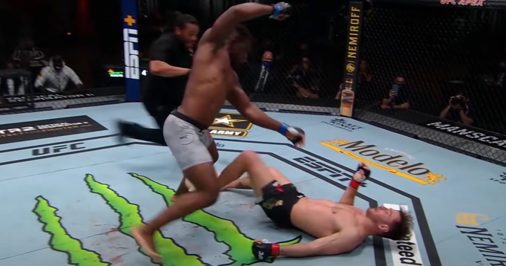 Le jour où Francis Ngannou est devenu champion du monde avec un KO terrifiant 