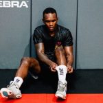 Israel Adesanya se fait trash-talk par Sean Strickland et Dricus du Plessis