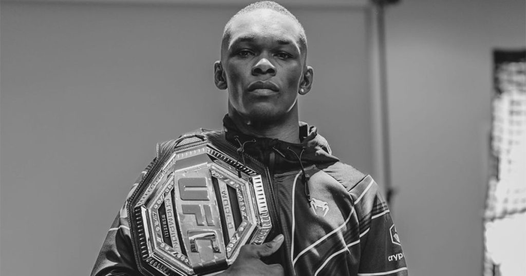 Israel Adesanya admet qu'il approche de la retraite : "Je suis sur la fin..."