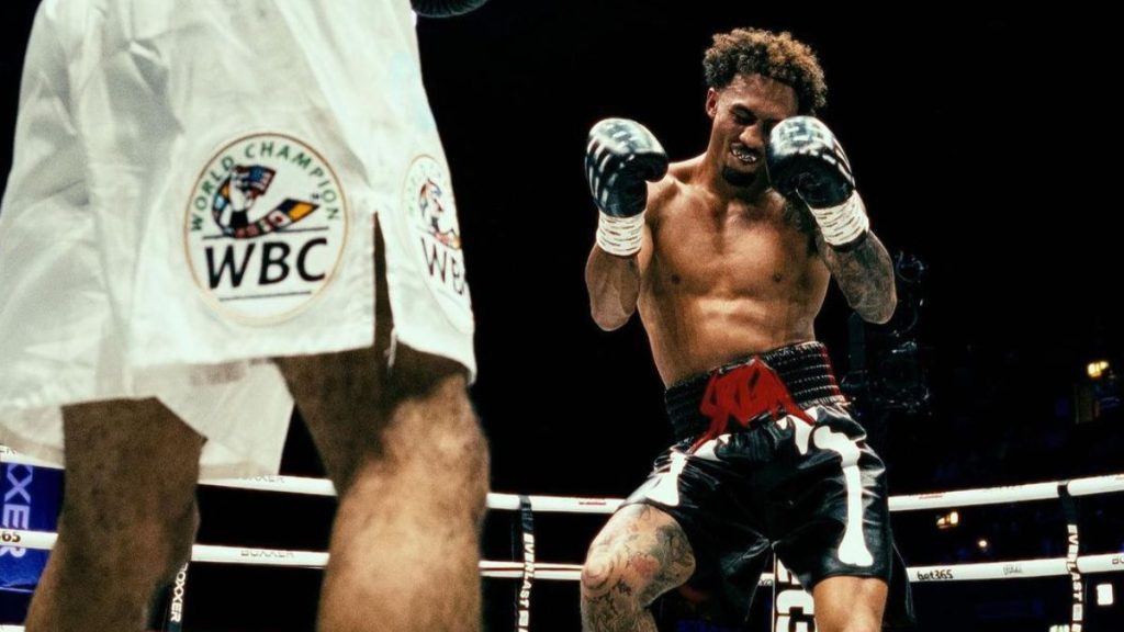 Benjamin Whittaker a remporté son combat de boxe contre Khalid Graidia le 3 février. Sa prestation a fait le tour du monde au point d'amasser des centaines de milliers d'abonnés sur les réseaux sociaux.