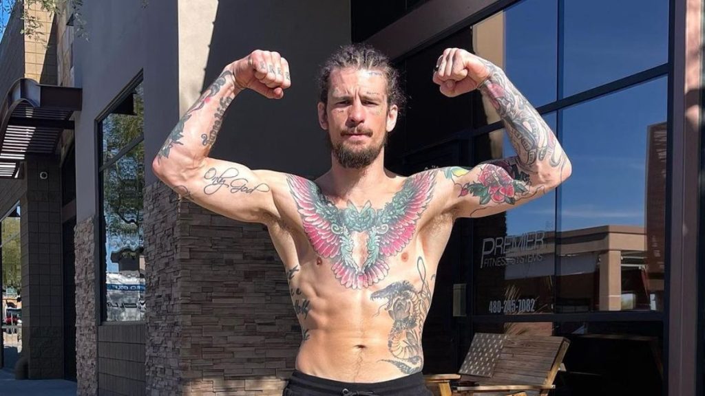 Le champion des bantamweights de l'UFC, Sean O'Malley, se voit déjà dans le futur et exprime son souhait d'affronter 3 combattants.