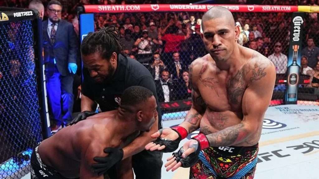 Alex Pereira aura marqué les esprits lors de l'UFC 300, en inflingeant un des KO les plus insolents, face à Jamahal Hill. Le Brésilien est revenu sur sa victoire a expliqué sa célébration.