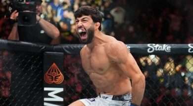 Arman-Tsarukyan-a-100-face-a-Charles-Oliveira-il-prevoit-deja-son-combat-pour-le-titre-face-a-Islam-Makhachev.jpg