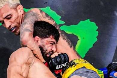 Charles-Oliveira-pensait-avoir-fait-dormir-Arman-Tsarukyan