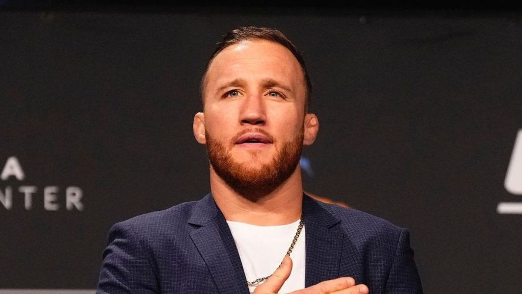 Le champion BMF, Justin Gaethje, défendra sa ceinture ce 13 avril lors de l'UFC 300, face à Max Holloway. Il espère que cette soirée sera spéciale, notamment en ce qui concerne la rémunération.