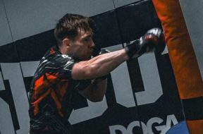 Paul-Dena-impose-aux-championnats-Europe-de-MMA