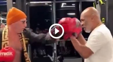 Un-fan-a-failli-se-faire-détruire-par-Mike-Tyson-après-avoir-accidentellement-frappé-au-visage