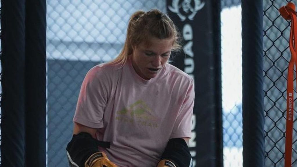 Manon Fiorot est l'une des combattantes de l'UFC les plus proches d'un combat pour le titre dans sa division respective. Une autre challenger aimerait également combattre pour la ceinture, mais pense qu'un affrontement contre Manon Fiorot pourrait l'aider à obtenir sa chance pour le titre.