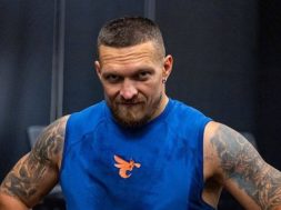 C-est-un-homme-différent-Oleksandr-Usyk-reçoit-des-éloges-d-une-figure-majeure-de-la-boxe