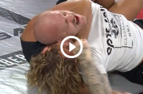 Une-légende-de-l-UFC-soumet-une-ceinture-noire-de-4ème-degré-de-Jiu-Jitsu-Brésilien-en-compétition