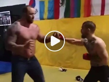 conor-mcgregor-la-montagne-ufc-mma-vidéo