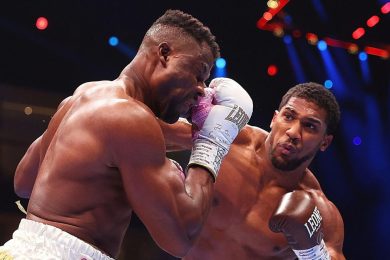Le-KO-de-Francis-Ngannou-a-fait-r&eacute;aliser-&agrave;-Anthony-Joshua-ce-qu-il-n-aime-pas-dans-la-boxe