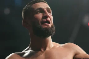 khamzat-chimaev-reaction-annulation-combat-robert-whittaker