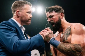 conor-mcgregor-mike-perry