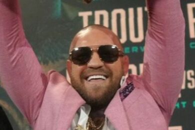 Conor-McGregor-met-fin-&agrave;-sa-querelle-avec-cet-ancien-champion-et-l-invite-&agrave;-s-entra&icirc;ner