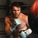 Saul 'Canelo' Alvarez gagne une somme d'argent astronomique selon les fuites de son contrat avec Turki Alalshikh.