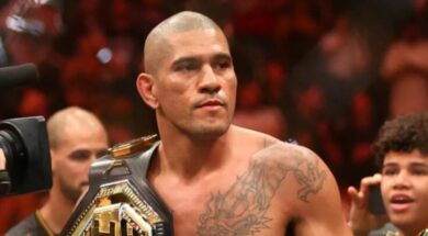 Alex-pereira-poids-sur-la-balance-ufc-mma (1)