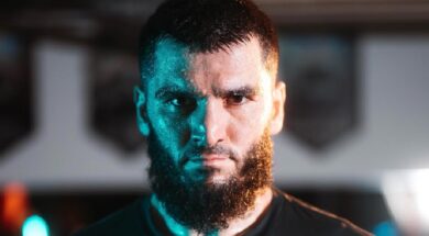 Artur-Beterbiev-Paul-boxe